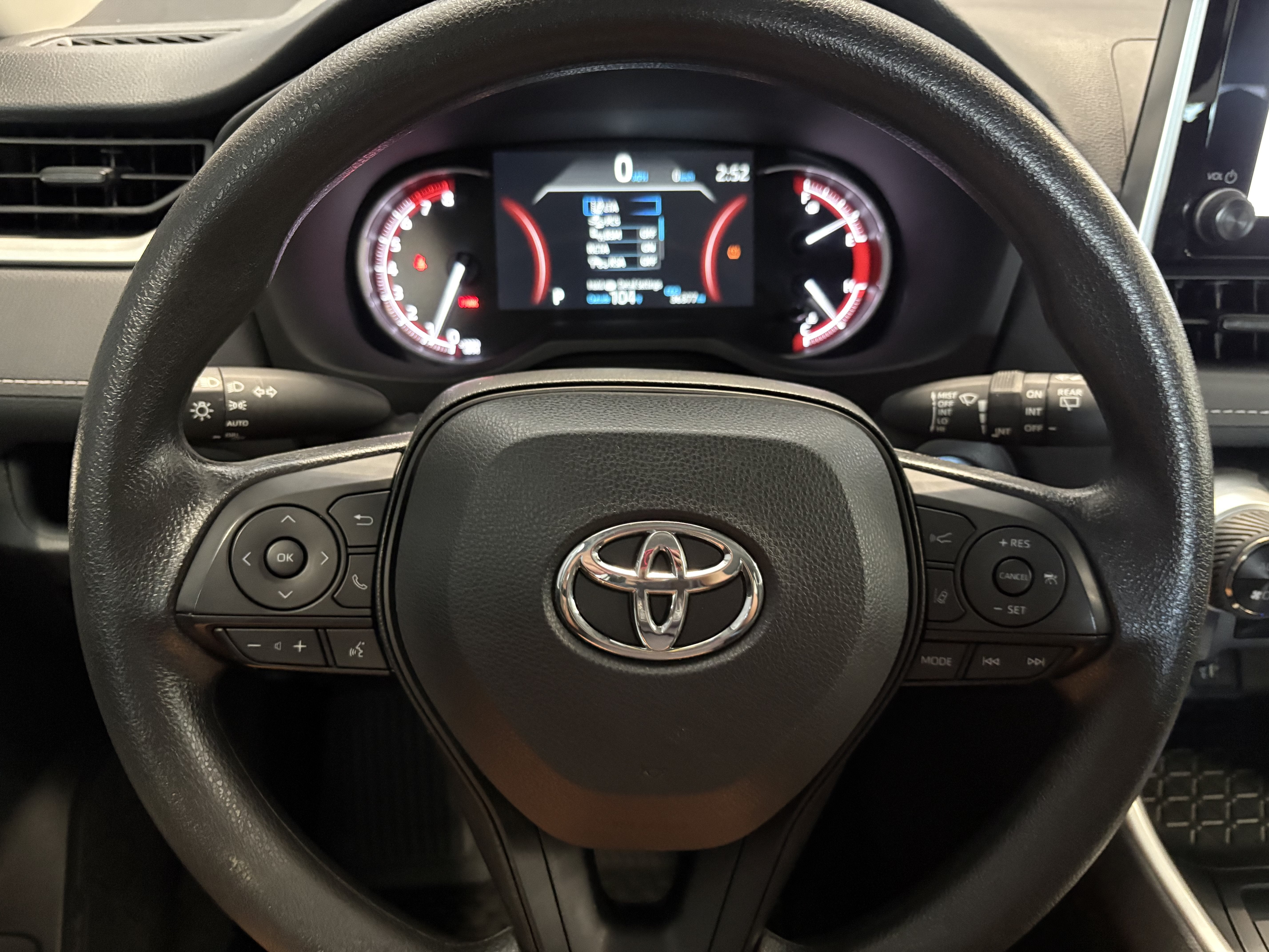 2025 Toyota RAV4 XLE AWD