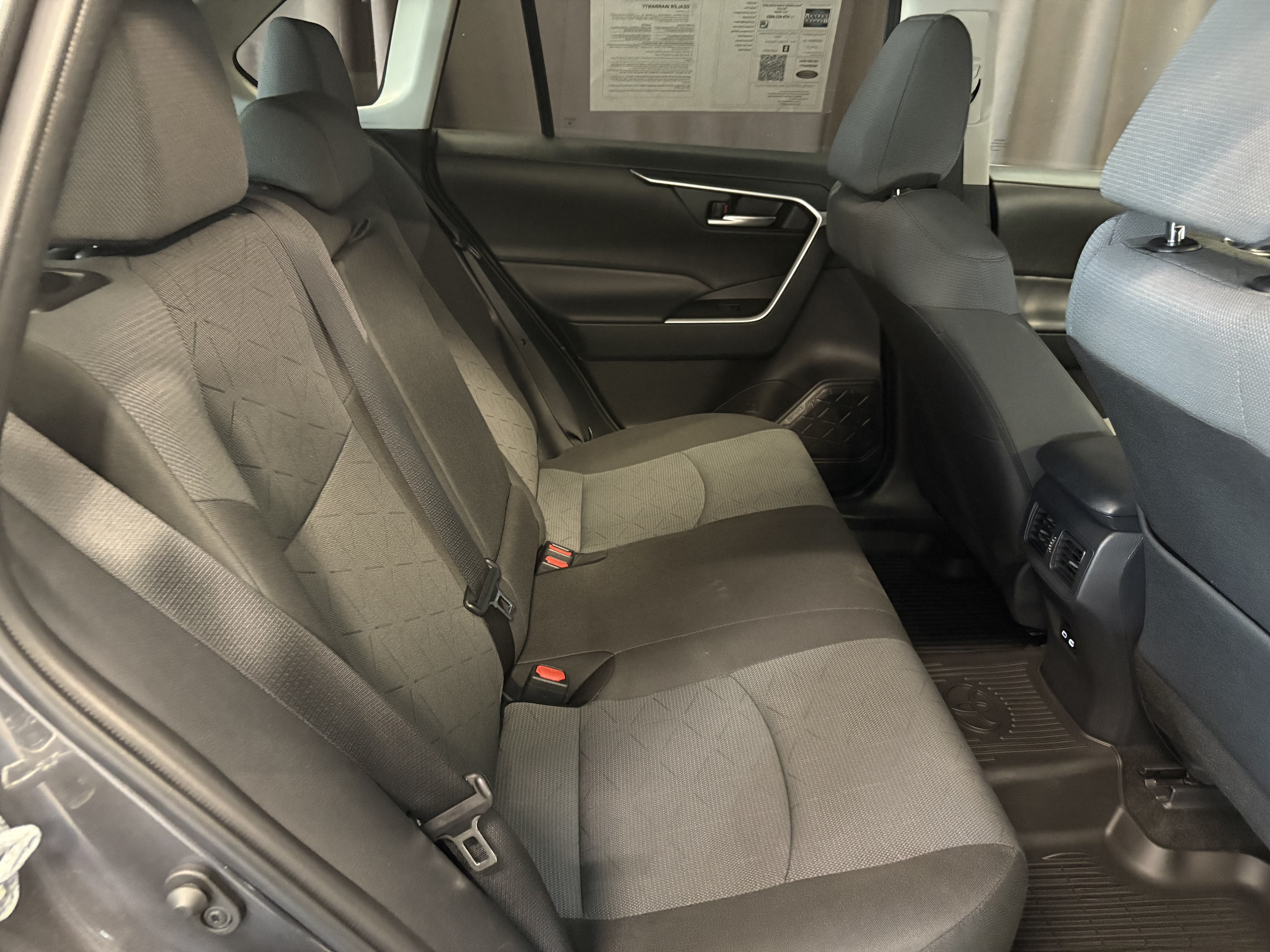 2025 Toyota RAV4 XLE AWD