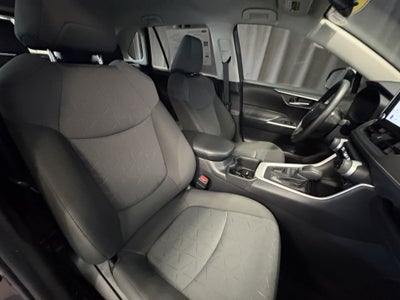 2025 Toyota RAV4 XLE AWD