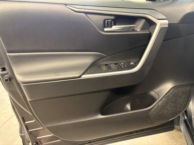 2025 Toyota RAV4 XLE AWD