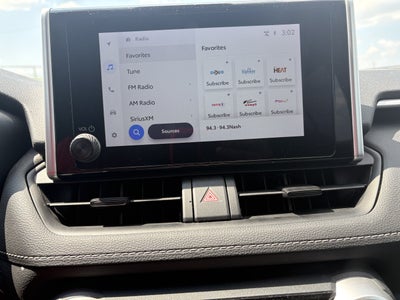 2025 Toyota RAV4 XLE AWD