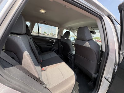 2025 Toyota RAV4 XLE AWD