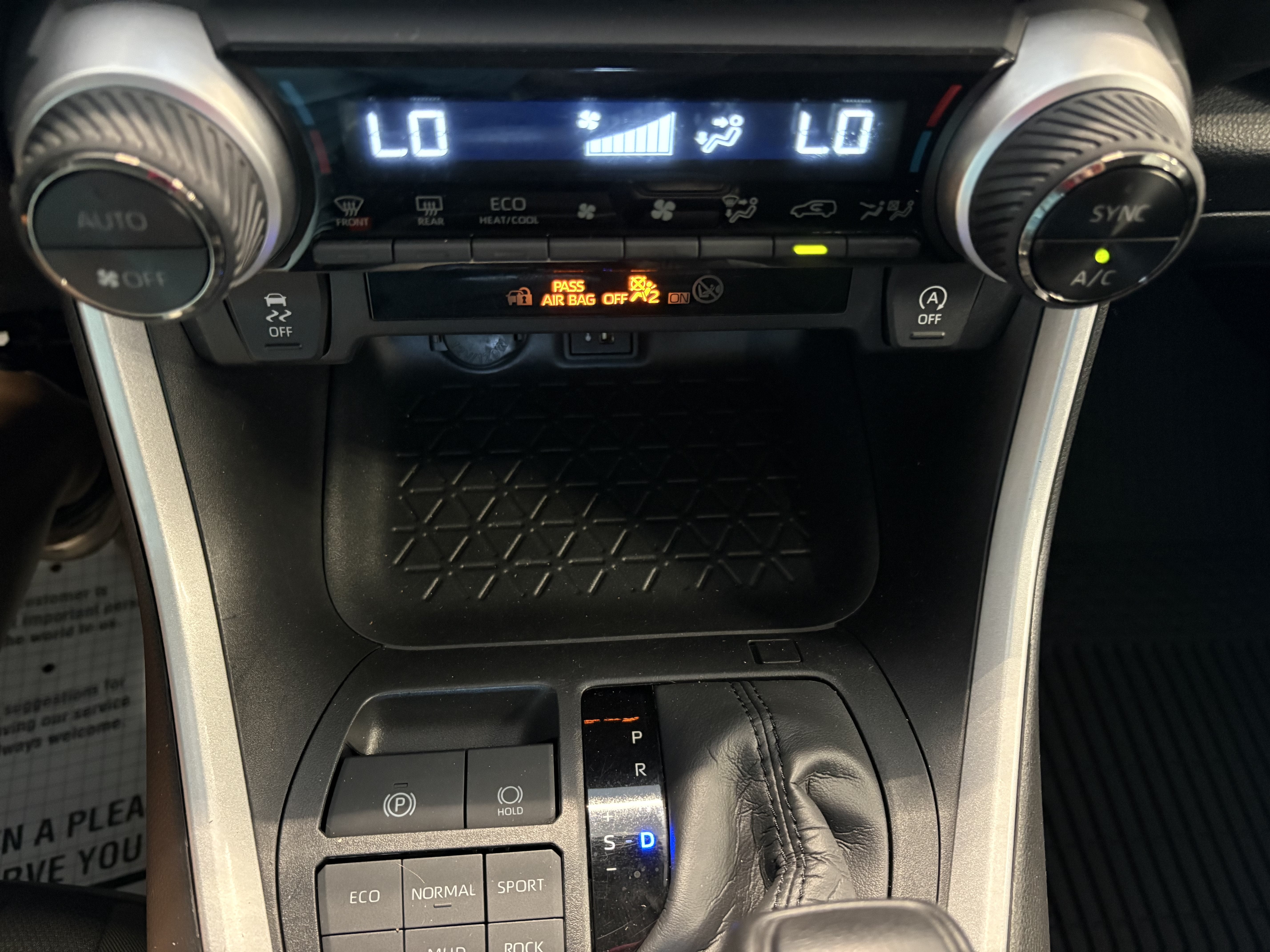2025 Toyota RAV4 XLE AWD