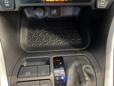 2025 Toyota RAV4 XLE AWD