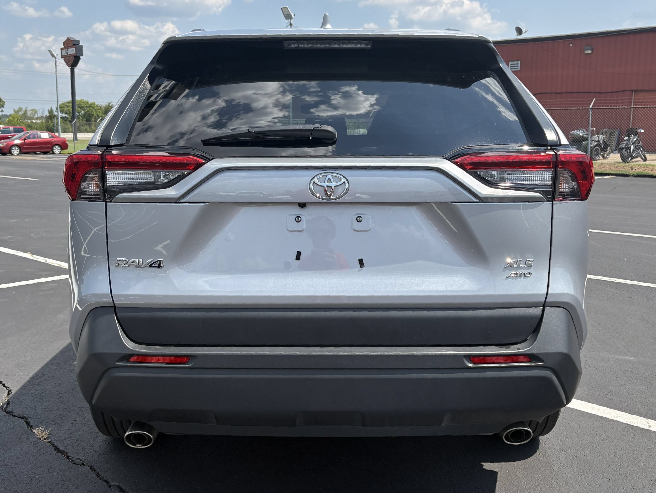 2025 Toyota RAV4 XLE AWD