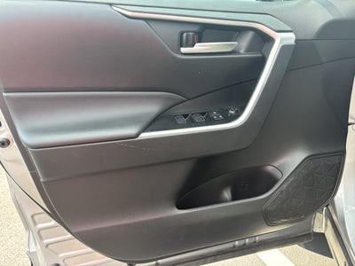 2025 Toyota RAV4 XLE AWD