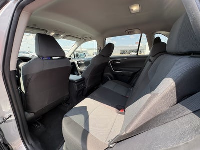 2025 Toyota RAV4 XLE AWD