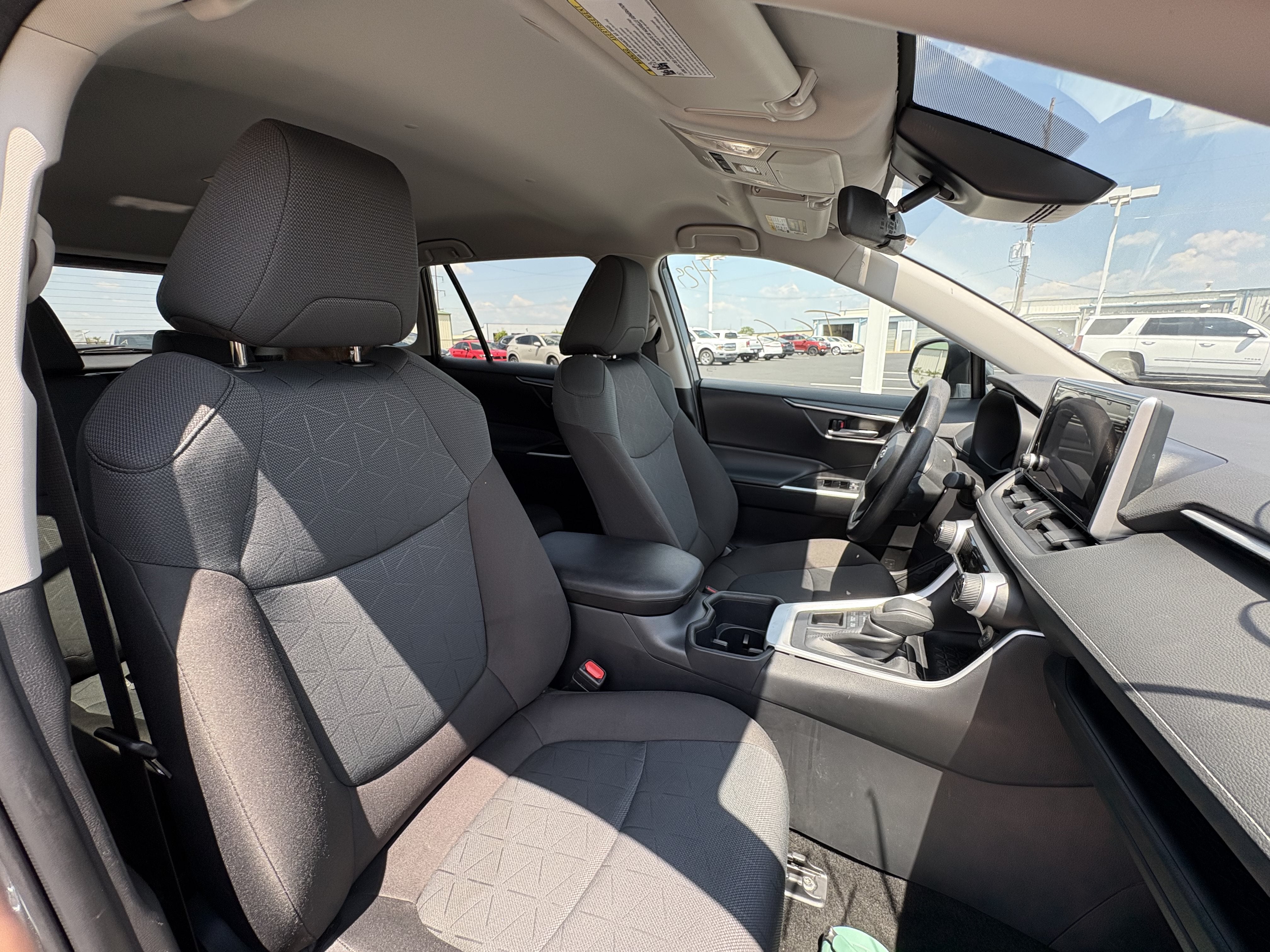 2025 Toyota RAV4 XLE AWD