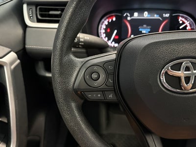 2025 Toyota RAV4 XLE AWD