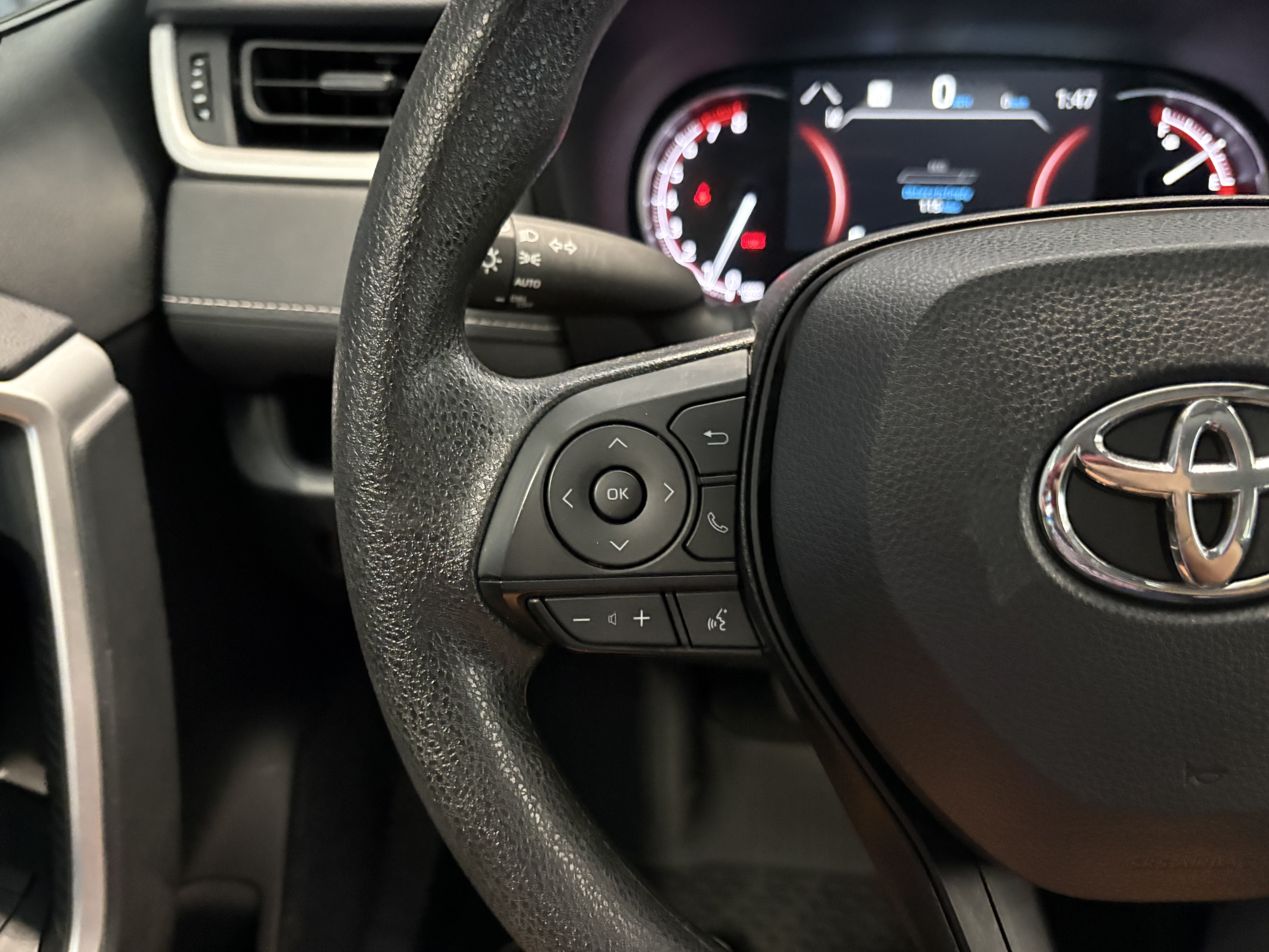 2025 Toyota RAV4 XLE AWD