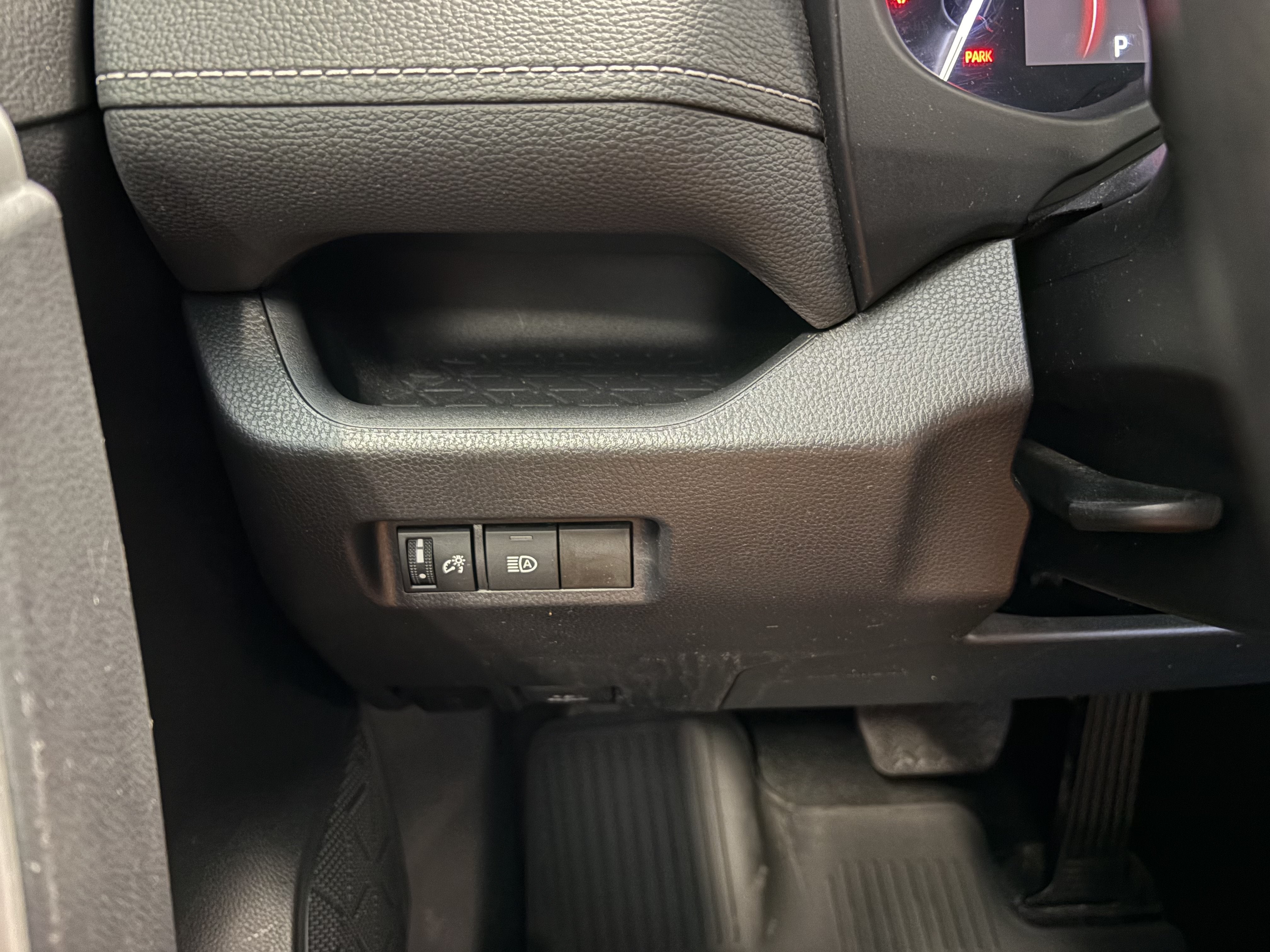 2025 Toyota RAV4 XLE AWD
