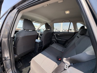 2025 Toyota RAV4 XLE AWD