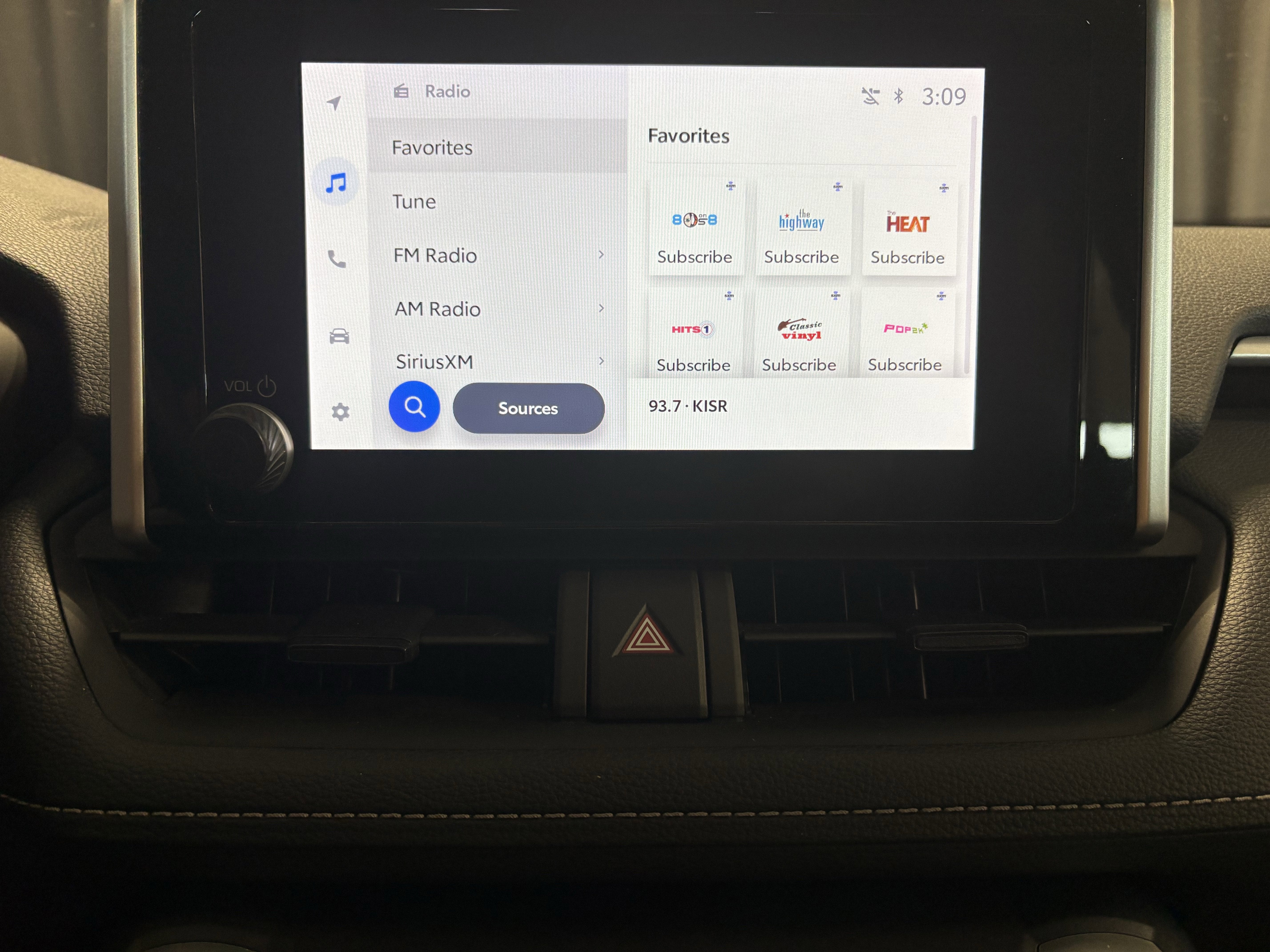 2024 Toyota RAV4 XLE FWD