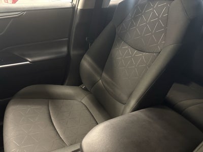 2024 Toyota RAV4 XLE FWD