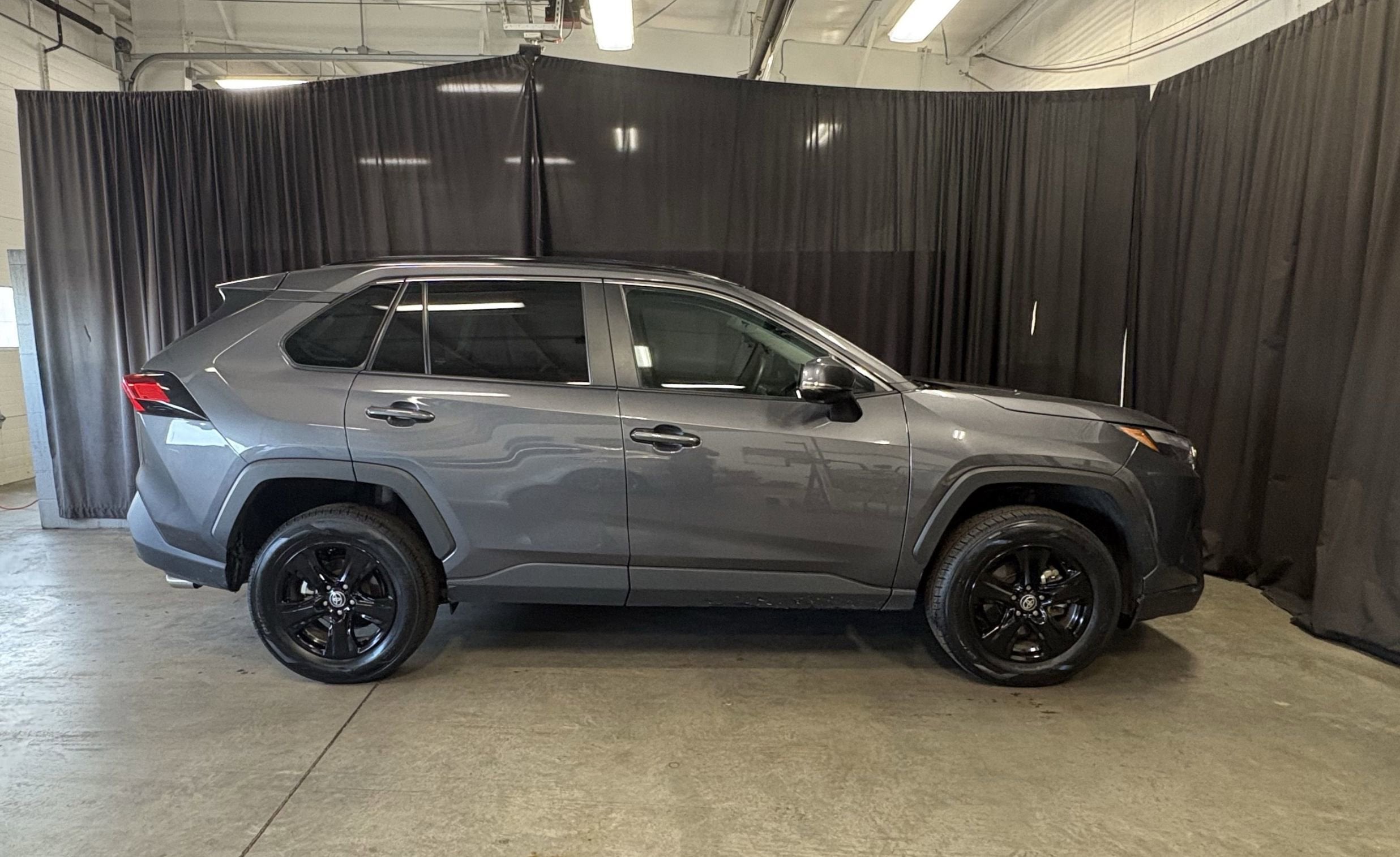 2024 Toyota RAV4 XLE FWD