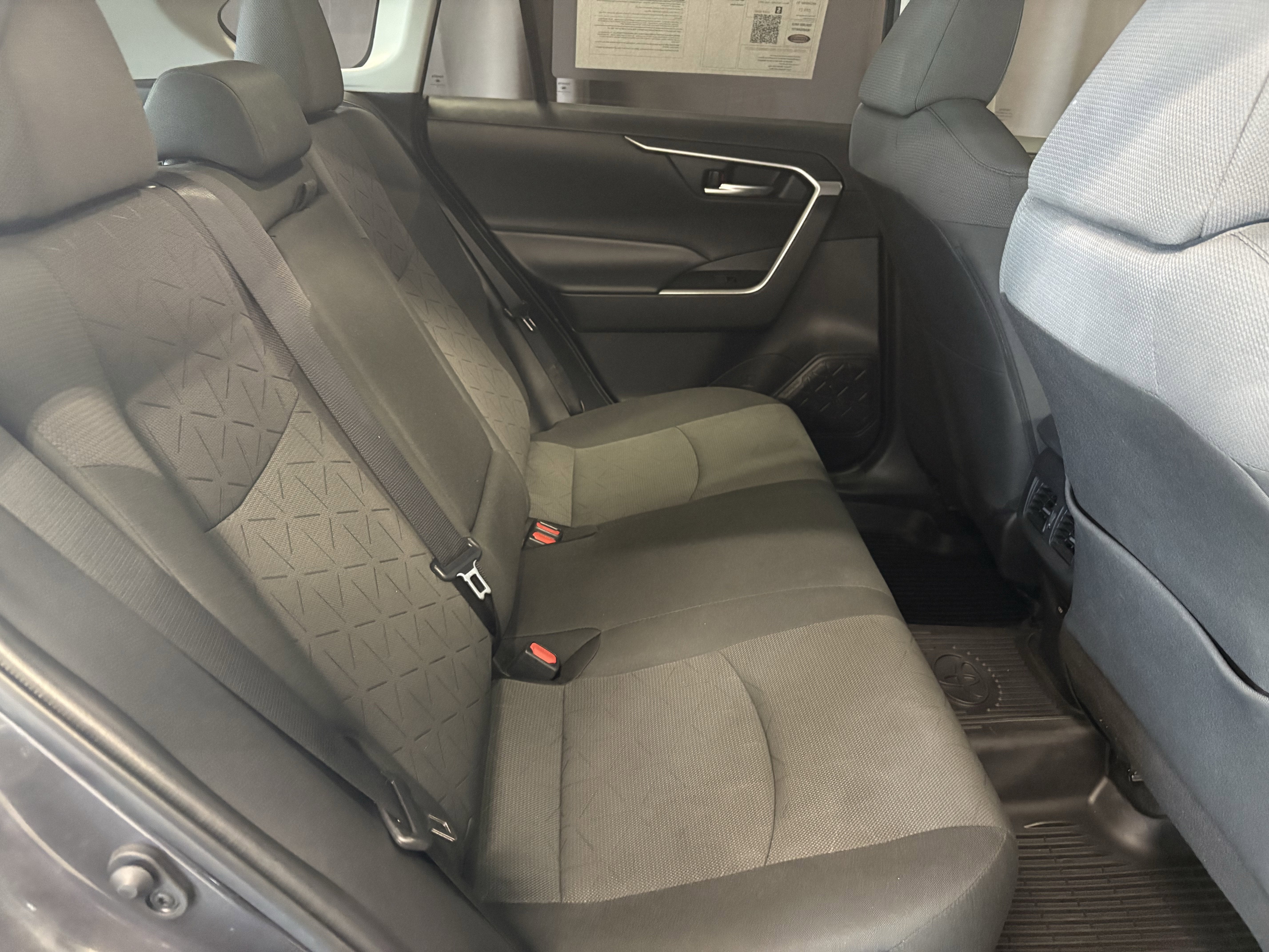 2024 Toyota RAV4 XLE FWD