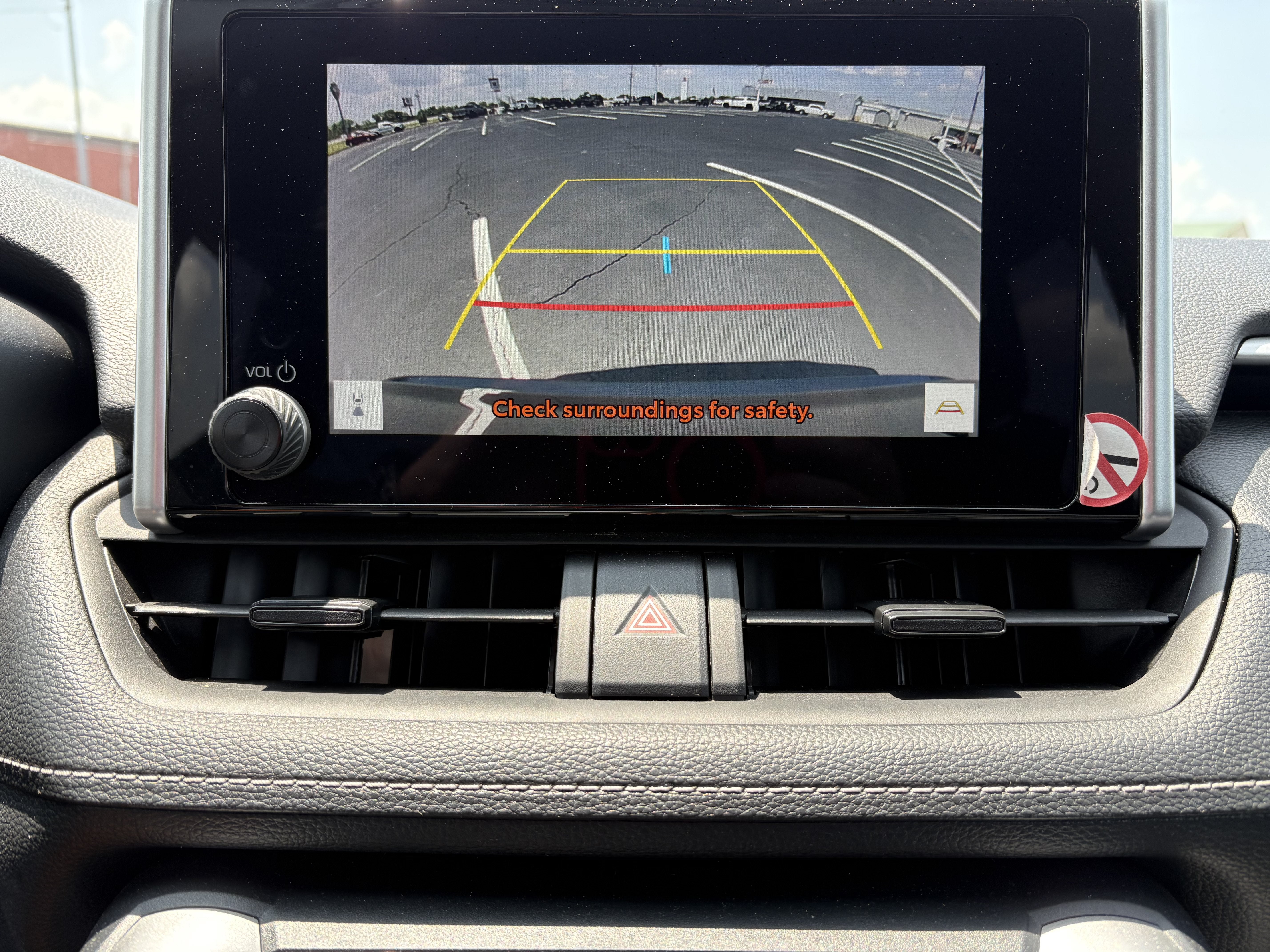 2025 Toyota RAV4 XLE FWD