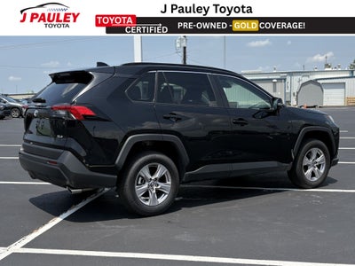 2025 Toyota RAV4 XLE FWD