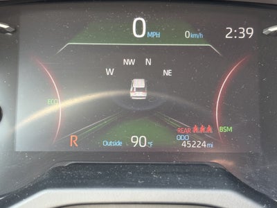 2025 Toyota RAV4 XLE FWD