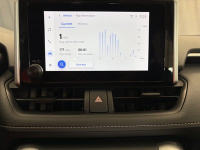 2025 Toyota RAV4 XLE FWD