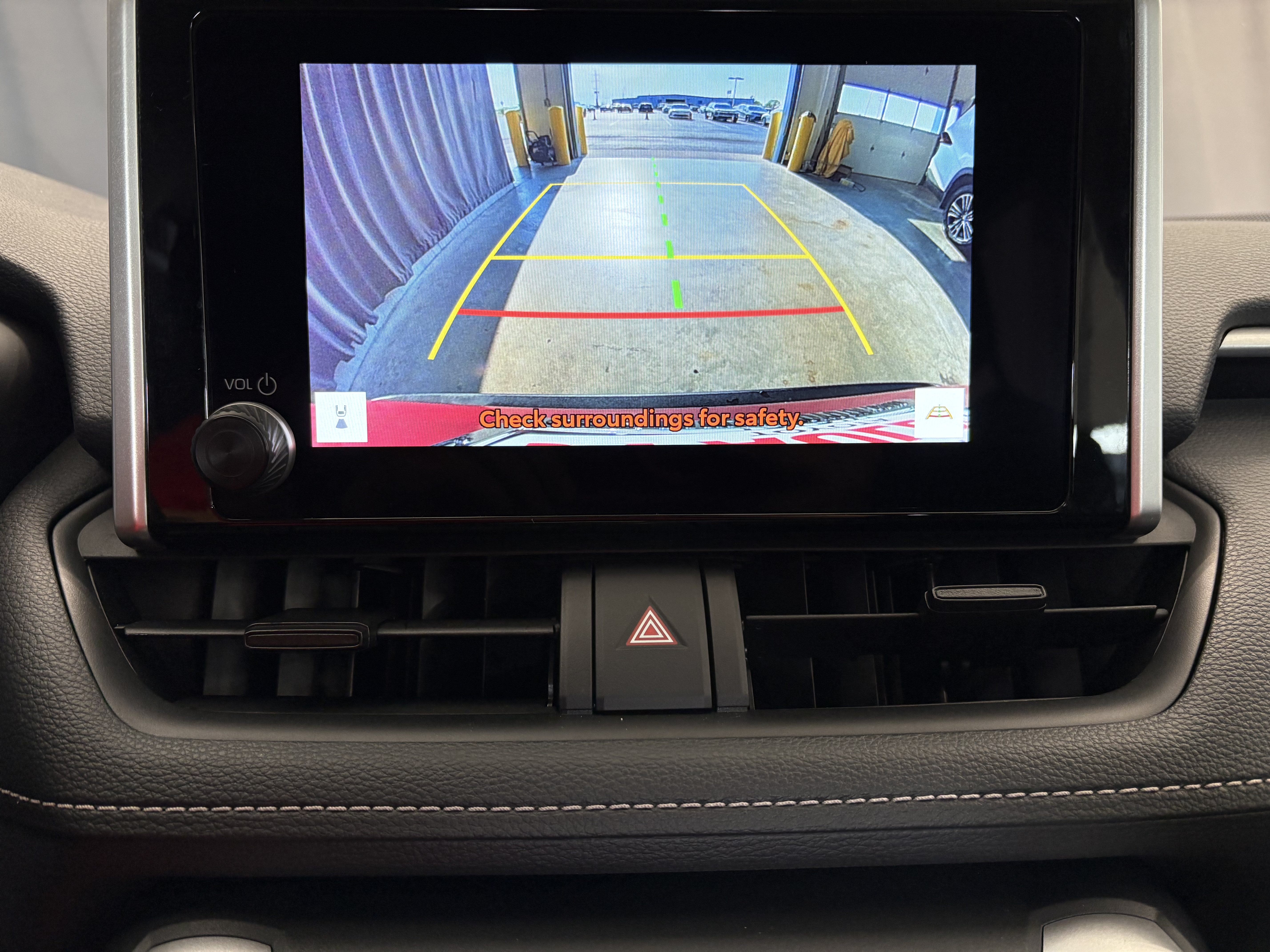 2025 Toyota RAV4 XLE FWD