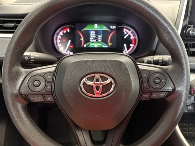 2025 Toyota RAV4 XLE FWD