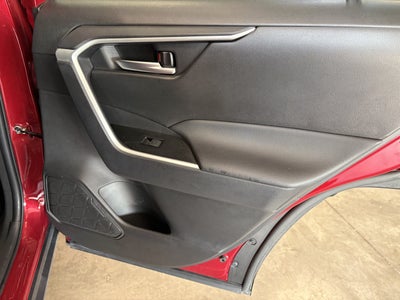 2025 Toyota RAV4 XLE FWD