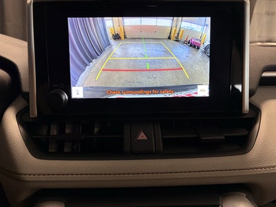 2024 Toyota RAV4 XLE FWD