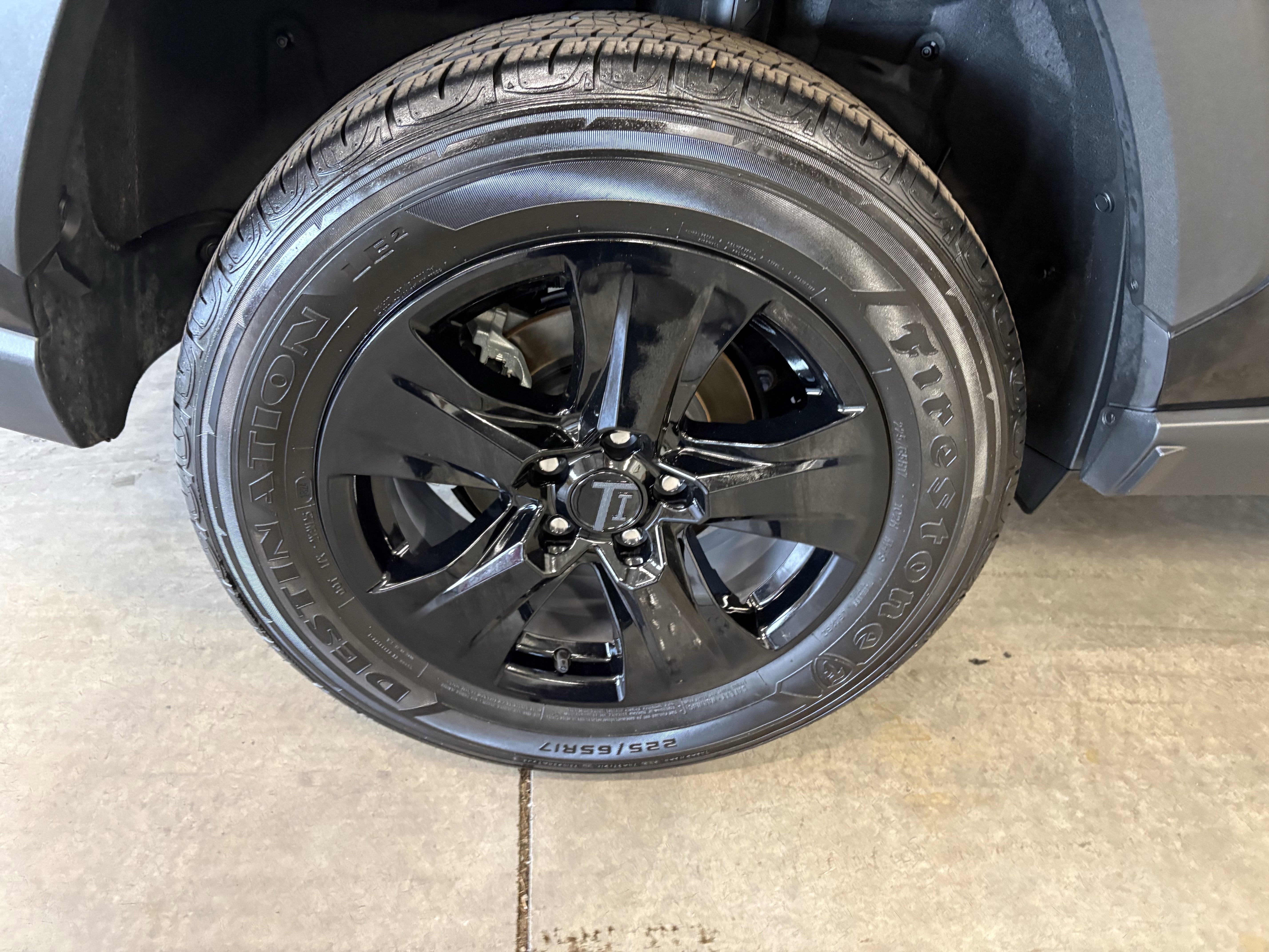 2024 Toyota RAV4 XLE FWD