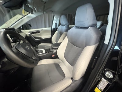 2024 Toyota RAV4 XLE FWD