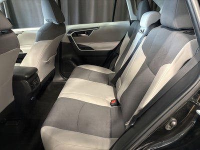 2024 Toyota RAV4 XLE FWD