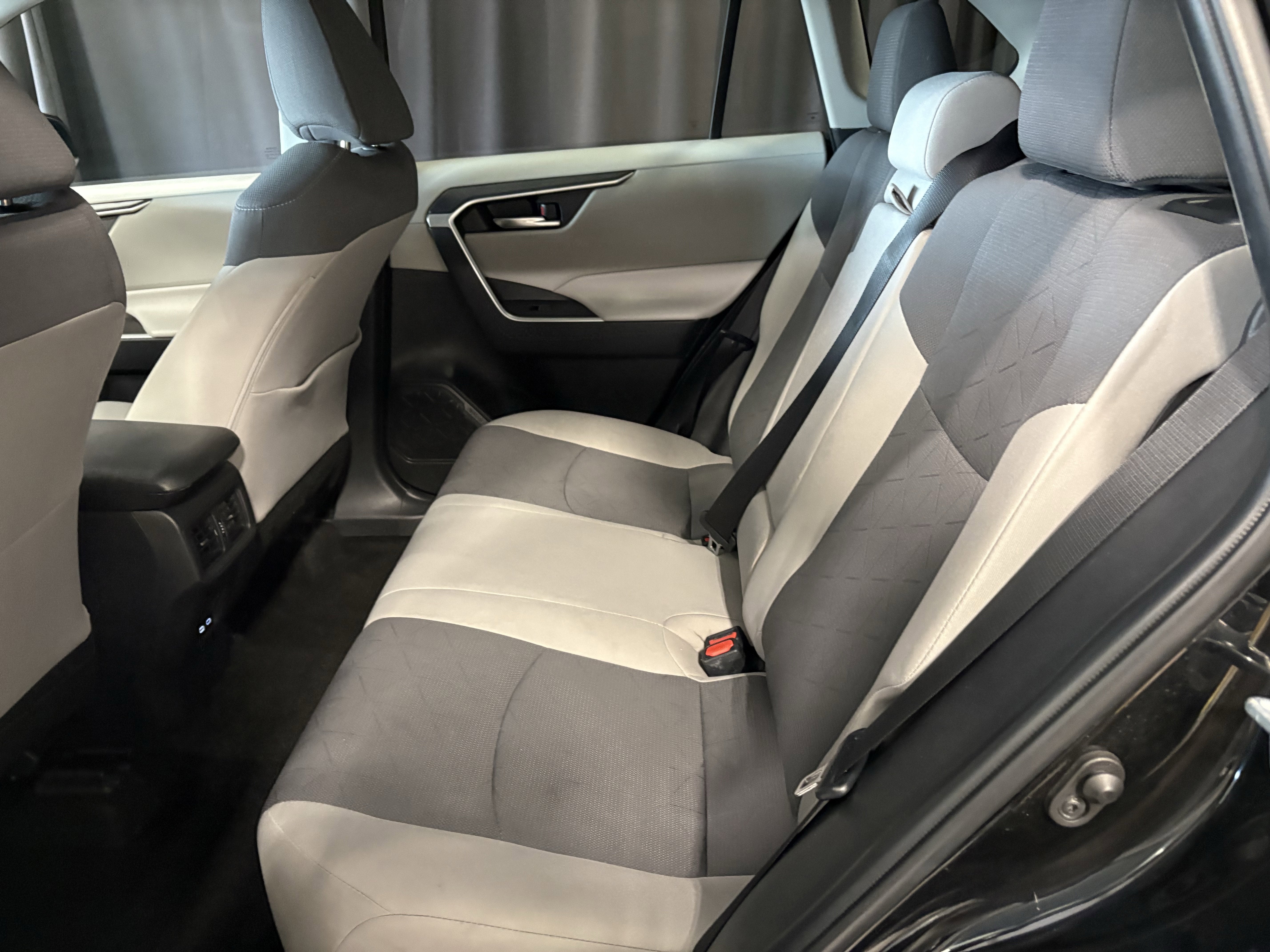 2024 Toyota RAV4 XLE FWD