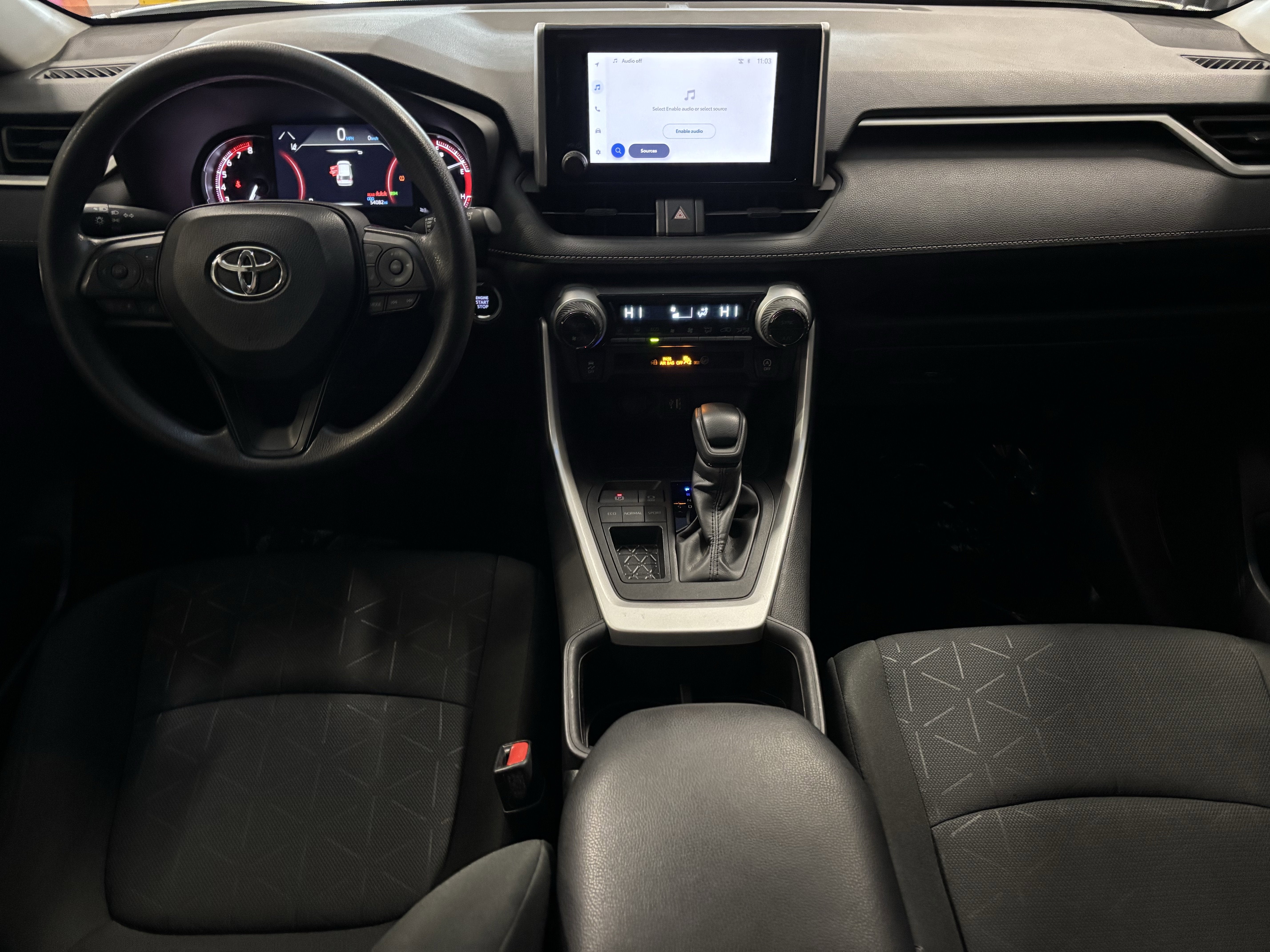 2024 Toyota RAV4 XLE FWD