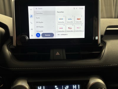 2024 Toyota RAV4 XLE FWD