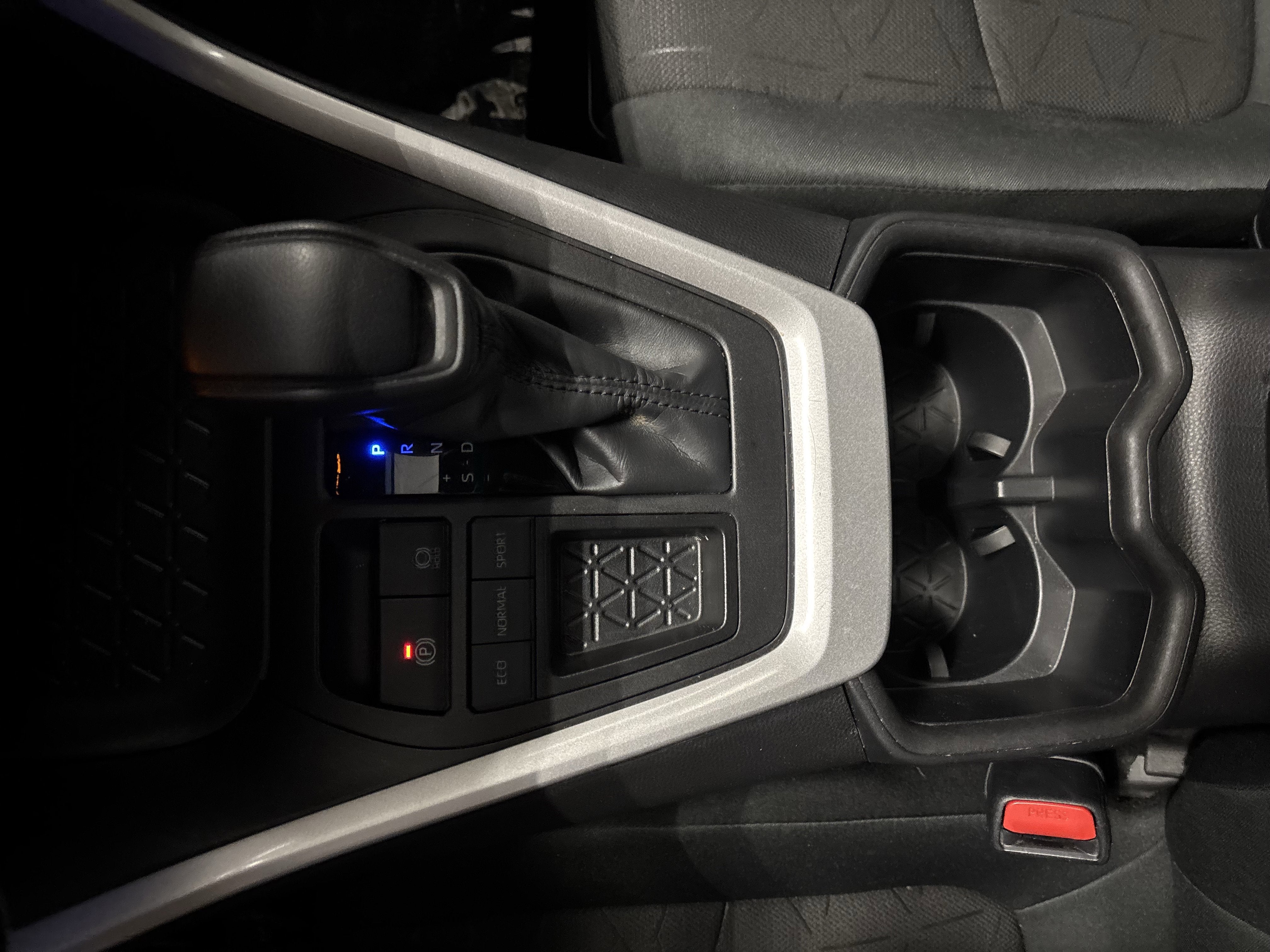 2024 Toyota RAV4 XLE FWD