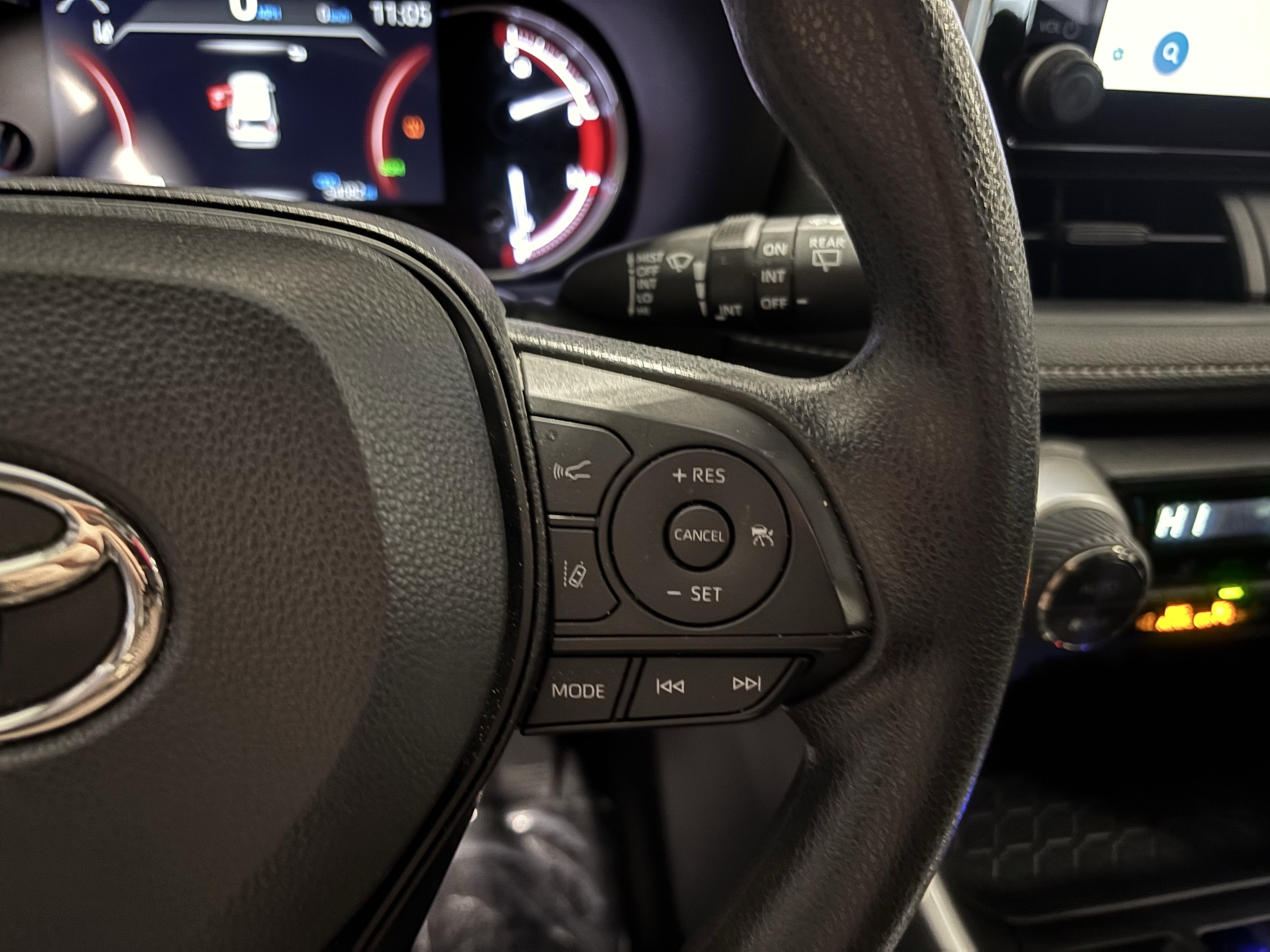 2024 Toyota RAV4 XLE FWD