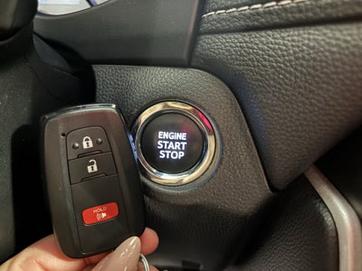 2024 Toyota RAV4 XLE FWD