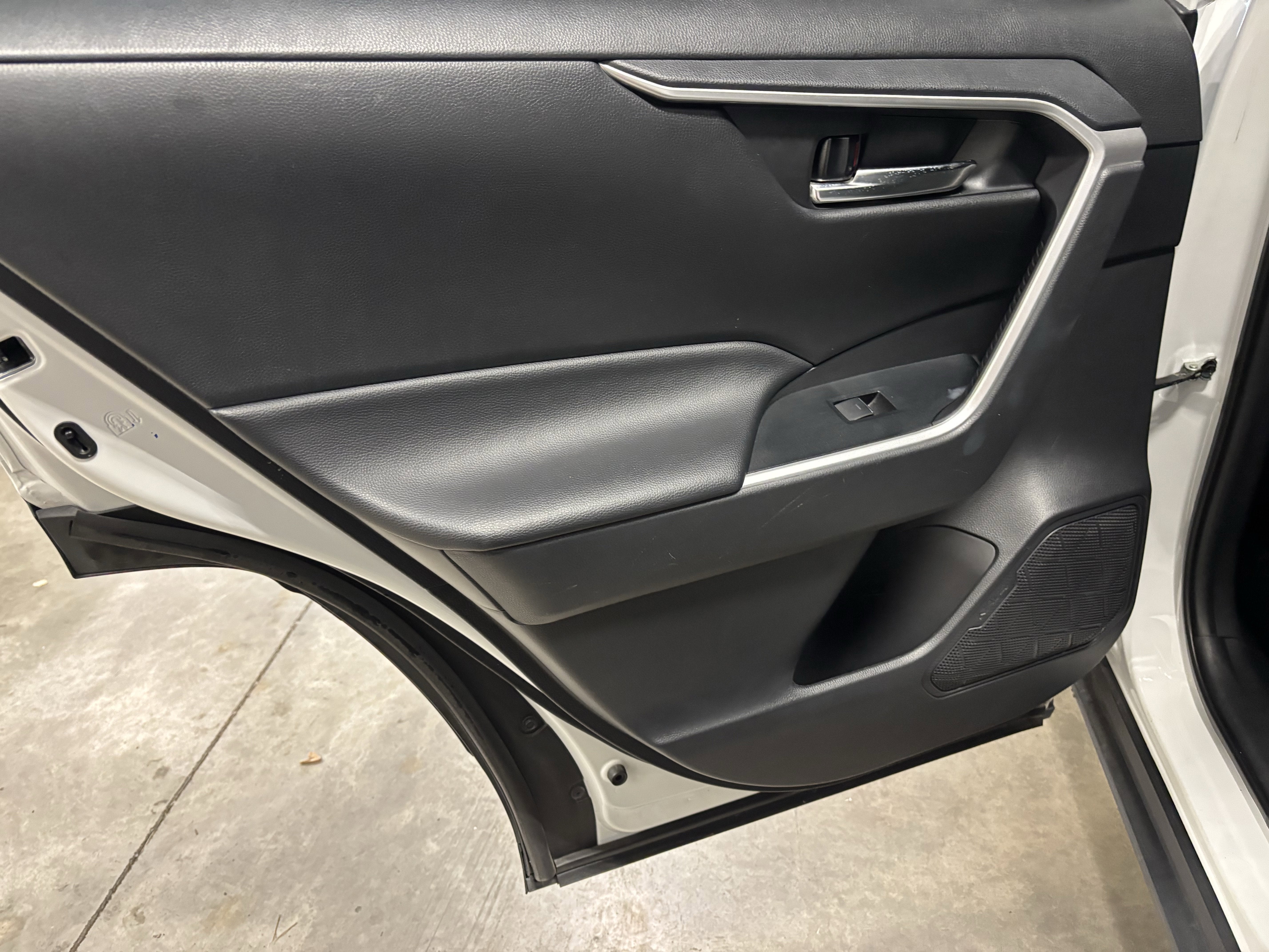 2024 Toyota RAV4 XLE FWD