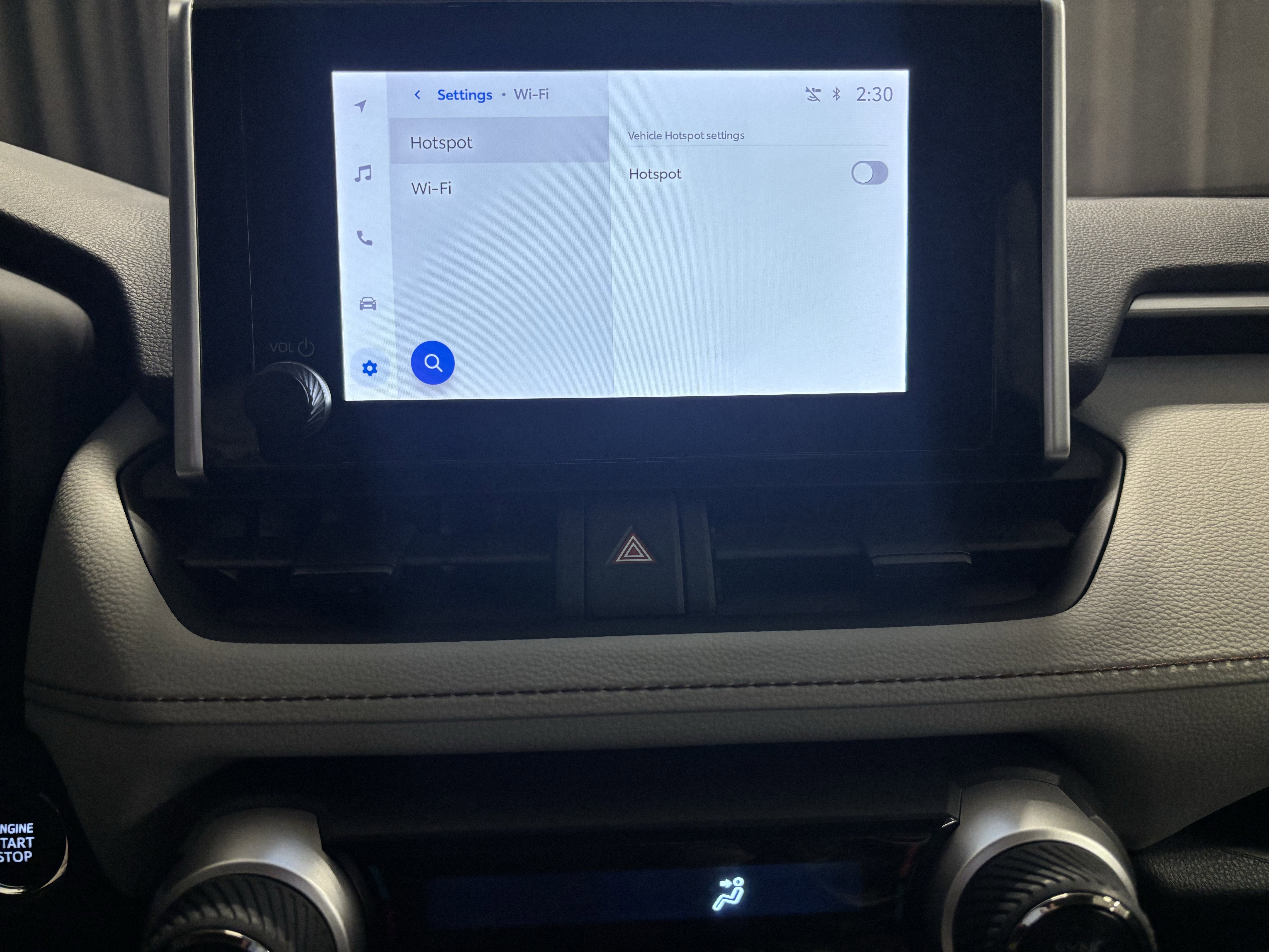 2024 Toyota RAV4 XLE FWD