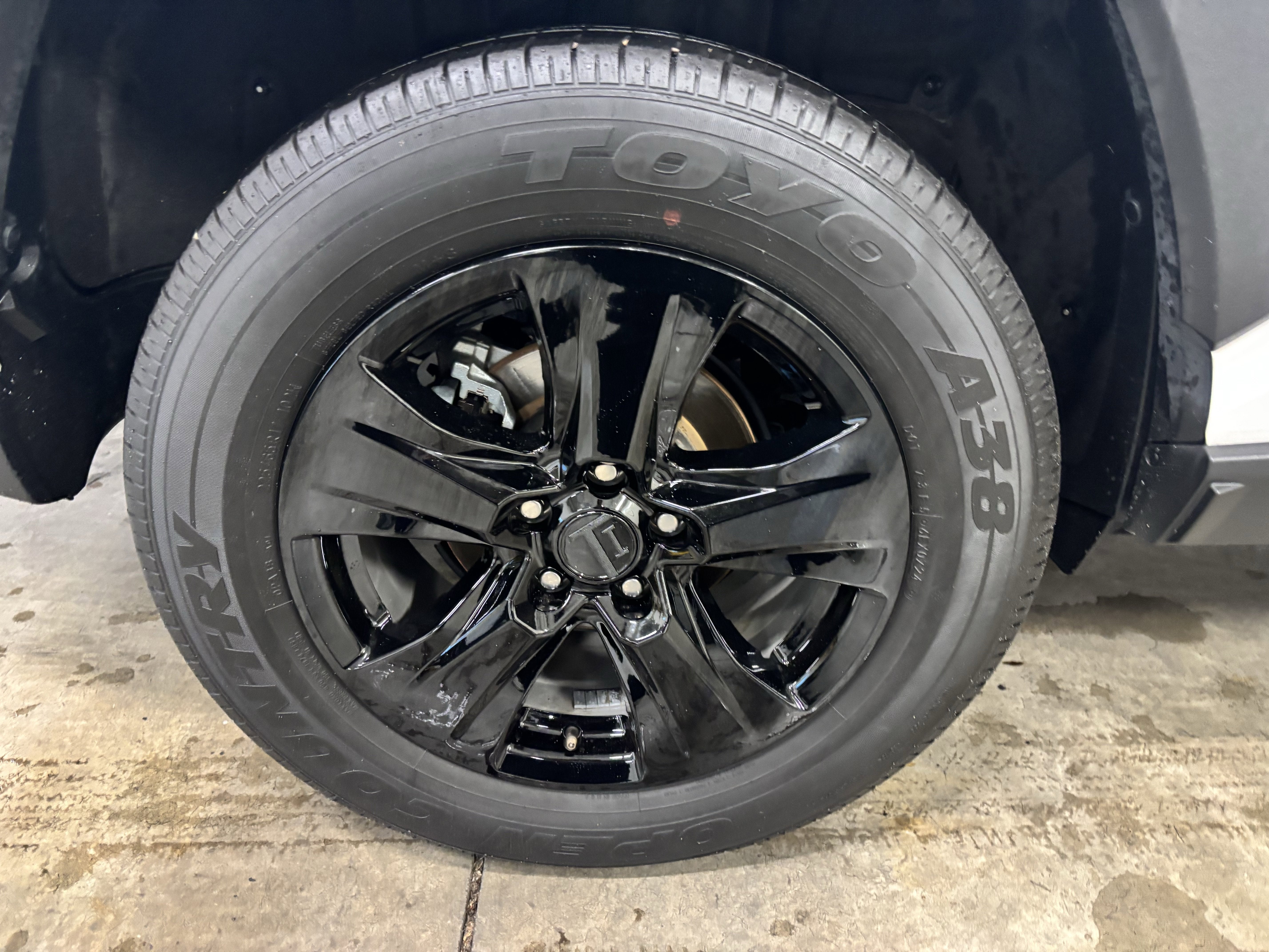 2024 Toyota RAV4 XLE FWD