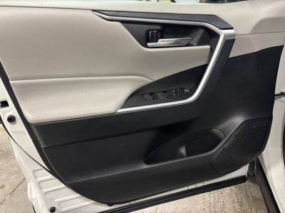 2024 Toyota RAV4 XLE FWD