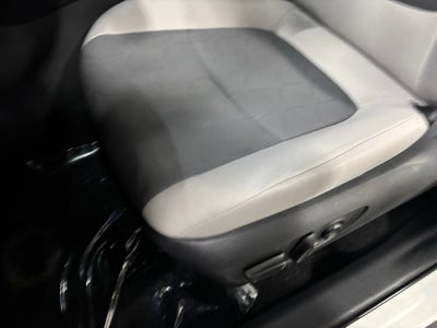 2024 Toyota RAV4 XLE FWD