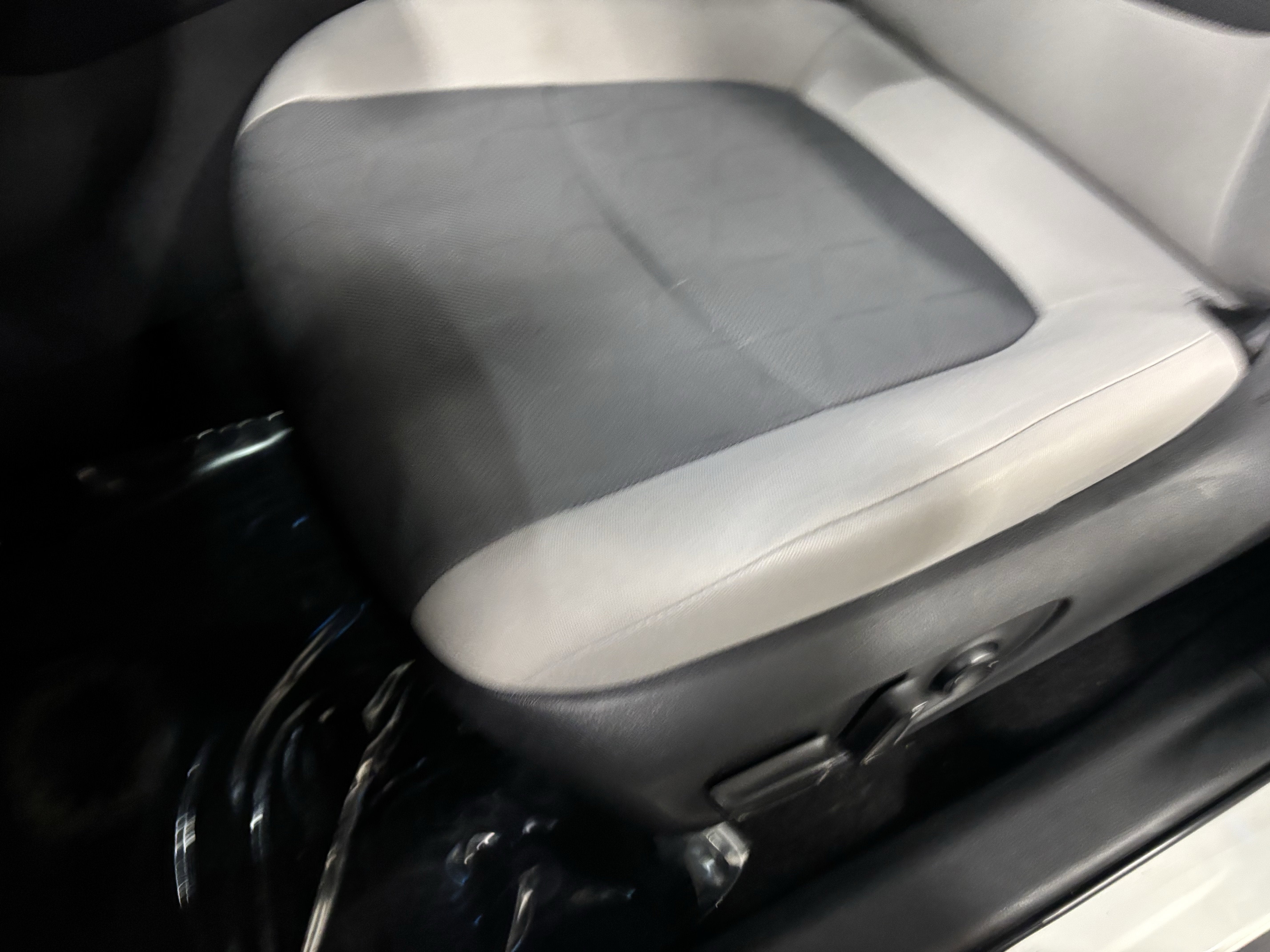 2024 Toyota RAV4 XLE FWD