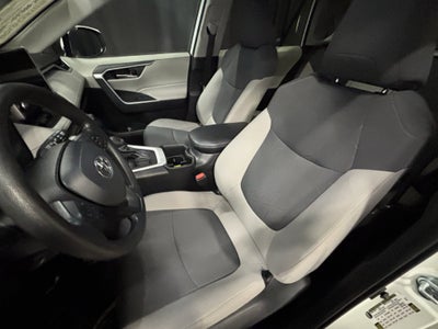 2024 Toyota RAV4 XLE FWD