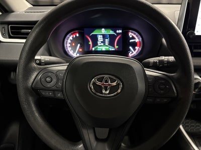 2024 Toyota RAV4 XLE FWD