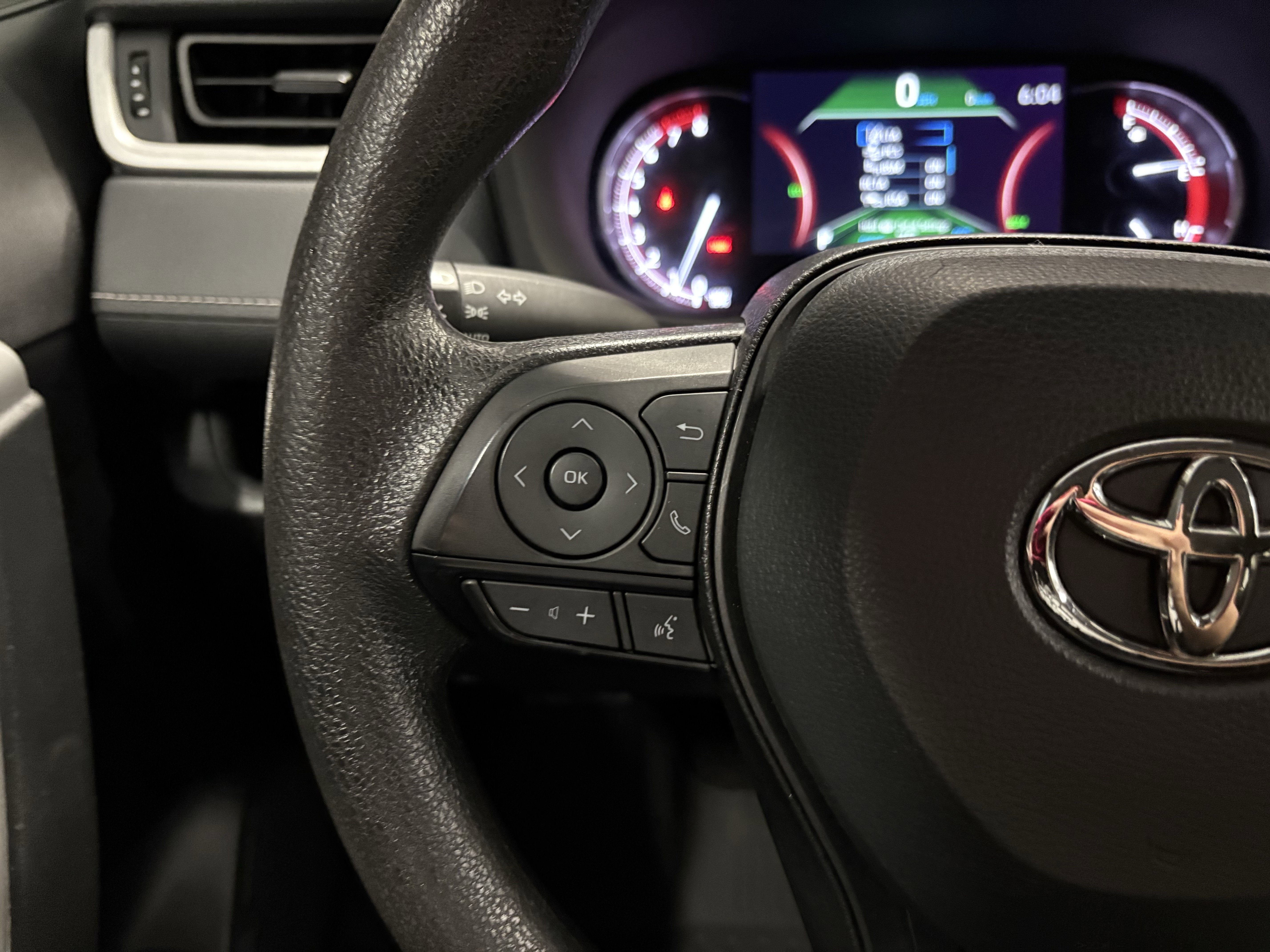 2024 Toyota RAV4 XLE FWD