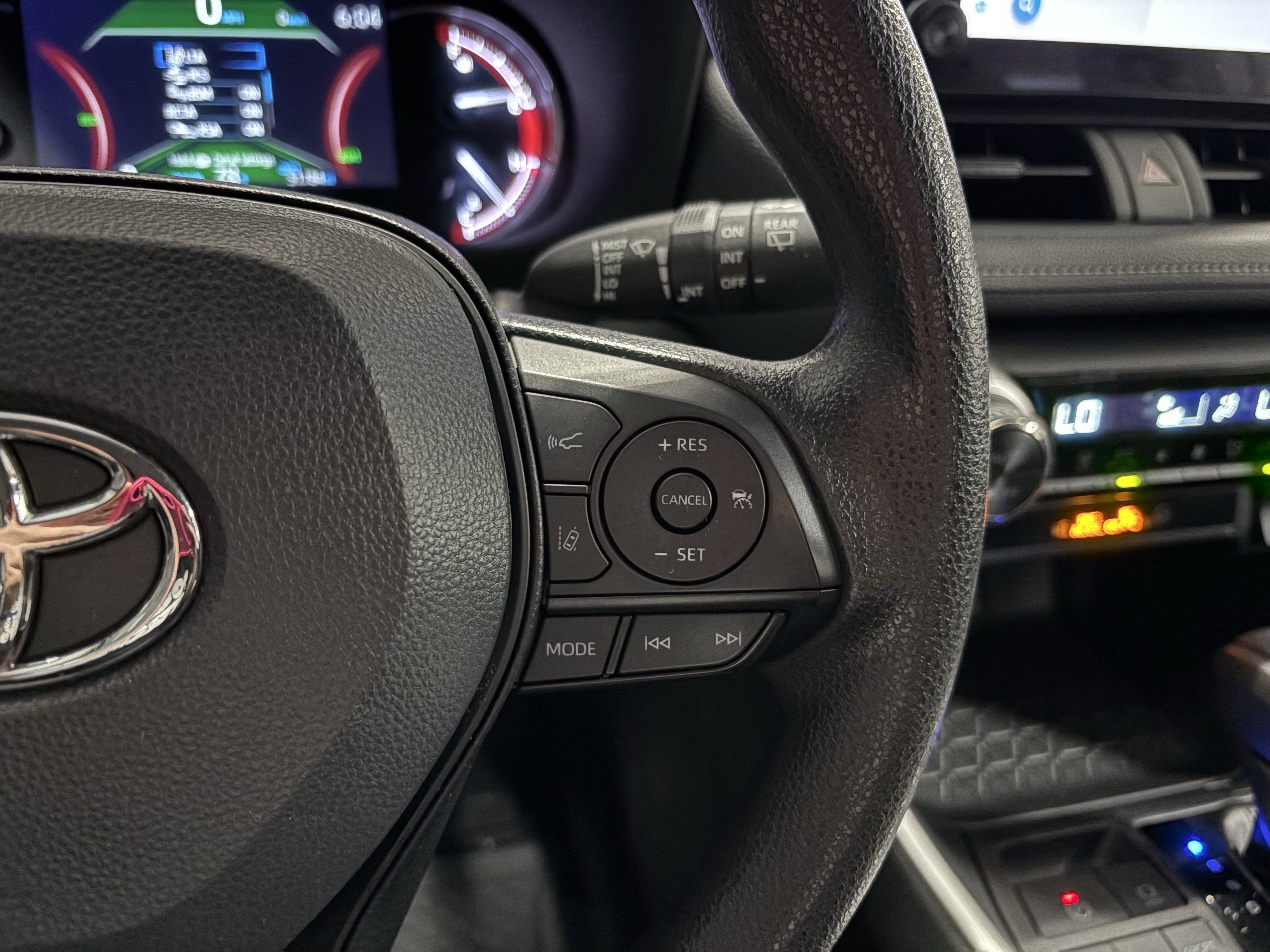 2024 Toyota RAV4 XLE FWD