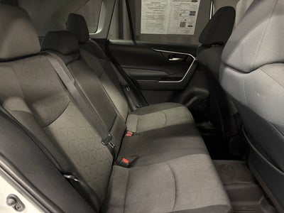 2024 Toyota RAV4 XLE FWD