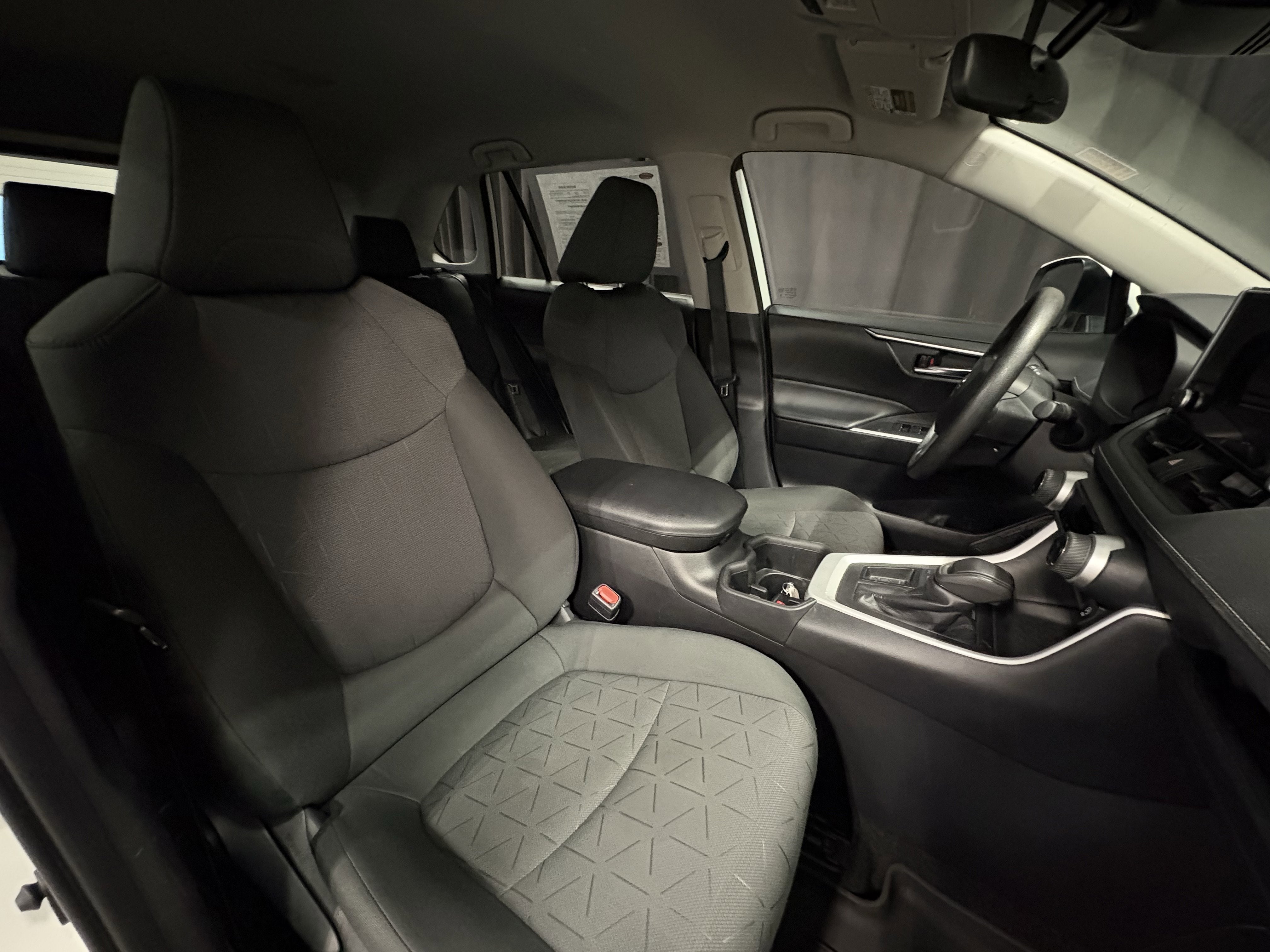 2024 Toyota RAV4 XLE FWD