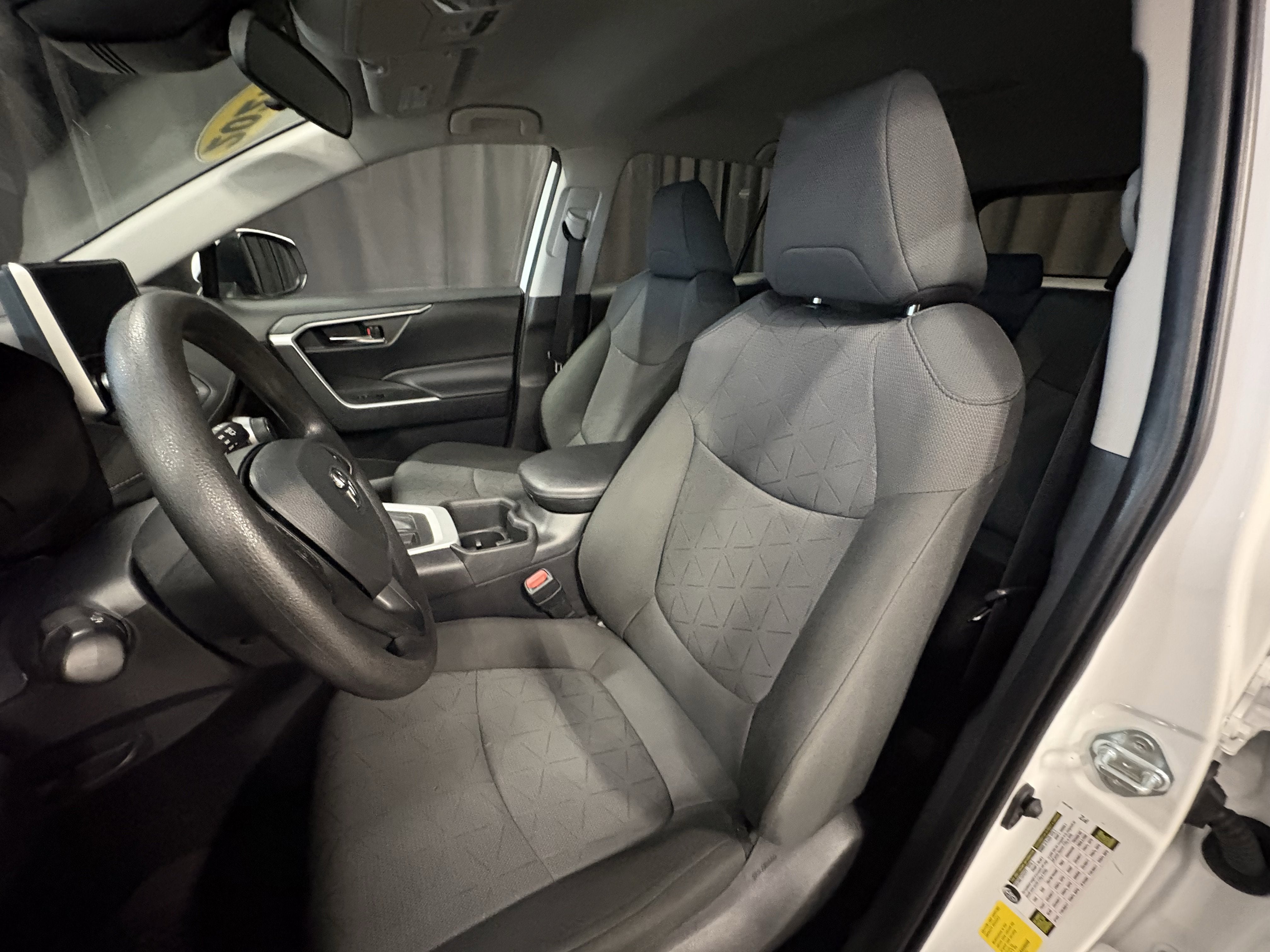 2024 Toyota RAV4 XLE FWD